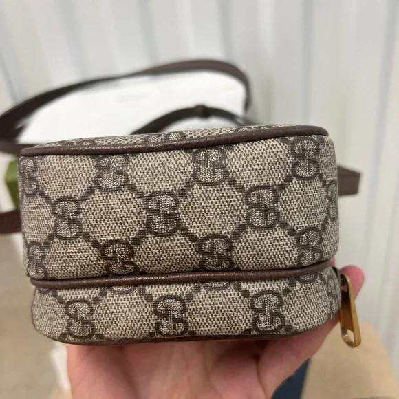 Gucci Brown and Beige GG Pattern Neo Vintage Crossbody Bag - Picture 4 of 6